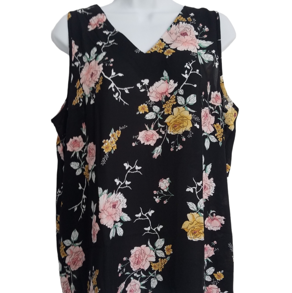 NWT Maurices top
